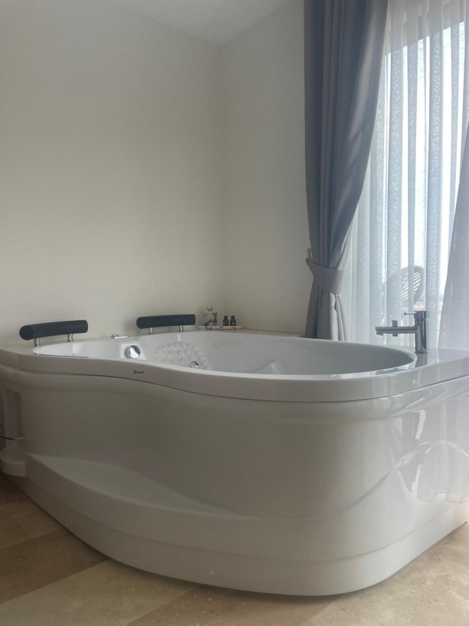 Villaqua Boutique Hotel أجفا المظهر الخارجي الصورة